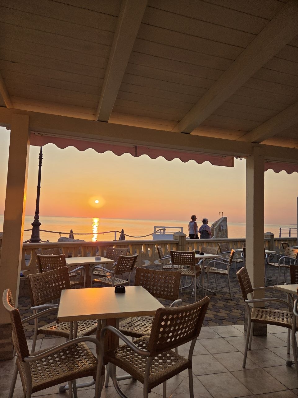 Luigi On The Beach - Galleria fotografica